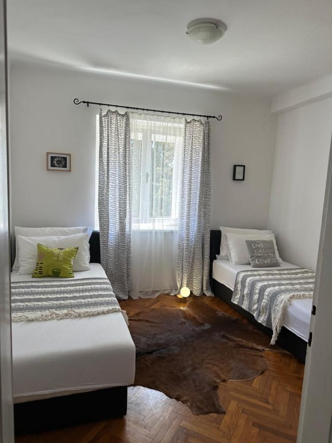 Cosy Family Apartment Marina Kastela Near Airport Екстериор снимка