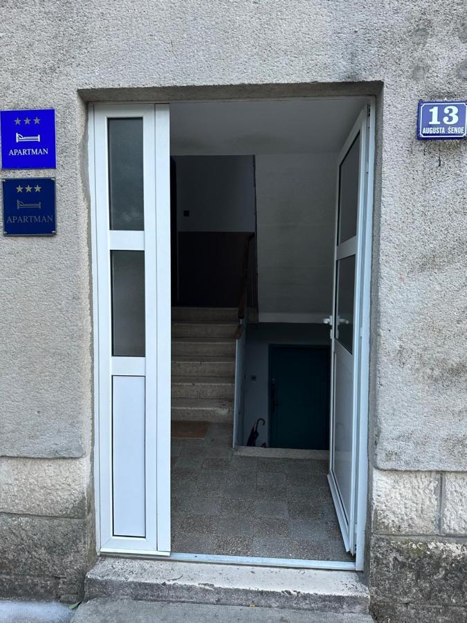 Cosy Family Apartment Marina Kastela Near Airport Екстериор снимка