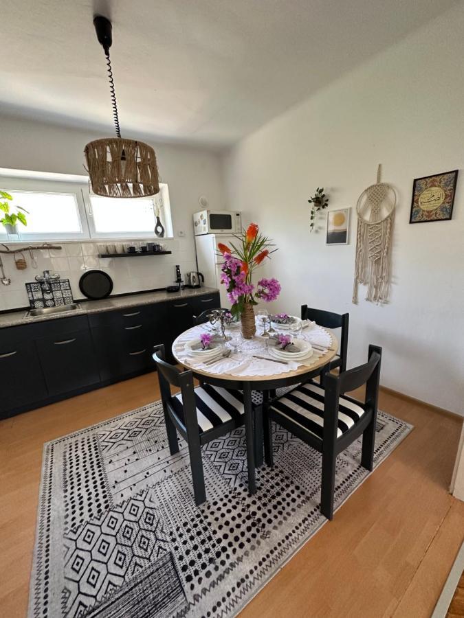 Cosy Family Apartment Marina Kastela Near Airport Екстериор снимка